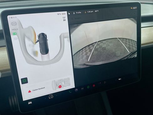 Used 2023 Tesla Model 3 Performance image 22