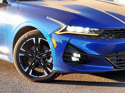 Used 2023 Kia K5 GT-Line image 4