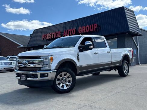 Used 2018 Ford F350 King Ranch w/ King Ranch Ultimate Package AWD/4WD image 21
