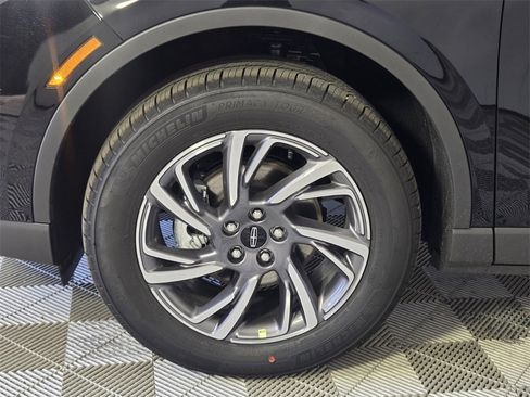 New 2026 Lincoln Corsair Premiere image 5