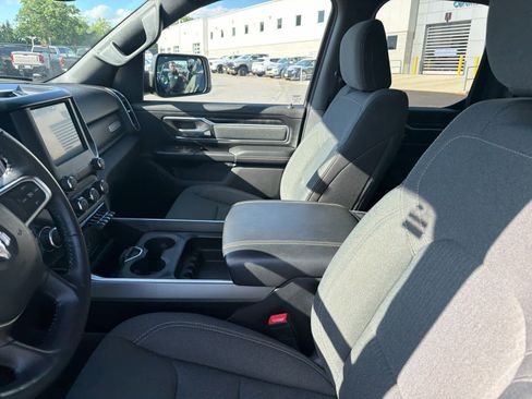 Used 2022 RAM 1500 Big Horn AWD/4WD image 10