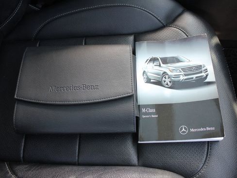 Used 2015 Mercedes-Benz ML 350 4MATIC image 40