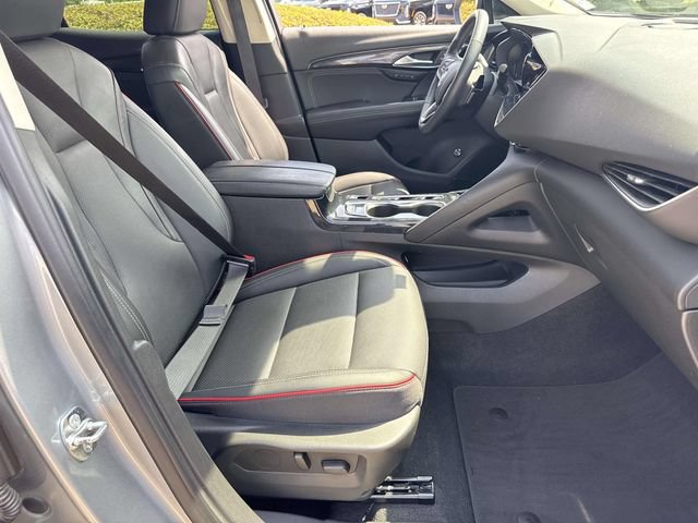 Used 2023 Buick Envision Essence w/ Sport Touring Package AWD/4WD image 11