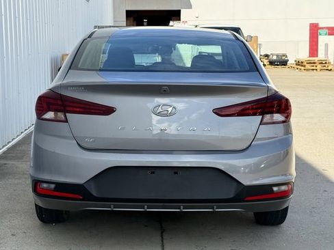Used 2020 Hyundai Elantra SE w/ Cargo Package (C1) FWD image 5