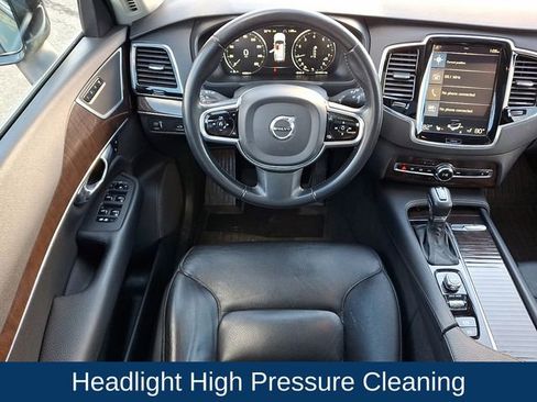 Used 2016 Volvo XC90 T6 Momentum w/ Momentum Plus Package image 16