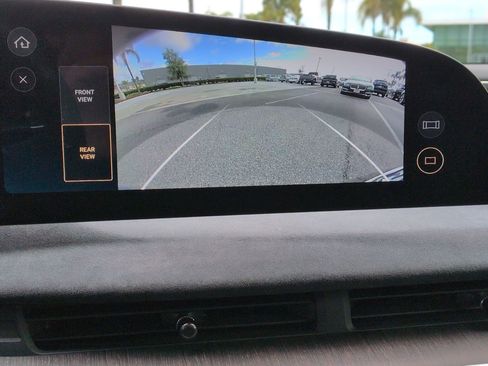 Used 2022 Lucid Air Grand Touring image 25