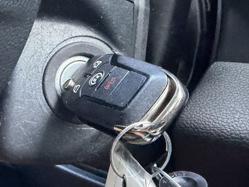 Used 2020 Ford F250 Lariat w/ Chrome Package AWD/4WD image 29