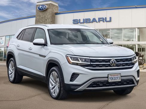 Used 2023 Volkswagen Atlas Cross Sport SE image 5