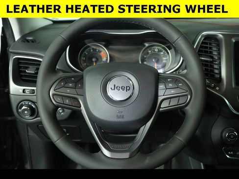 Used 2022 Jeep Cherokee Trailhawk w/ Premium Leather Package image 7