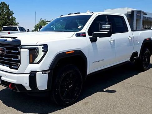 New 2026 GMC Sierra 2500 AT4 w/ AT4 Premium Plus Package AWD/4WD image 4