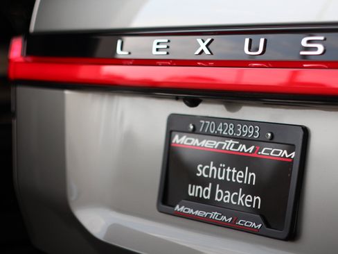Used 2025 Lexus GX 550 w/ Accessory Package (2T) AWD/4WD image 17