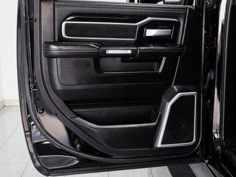 Used 2019 RAM 3500 Laramie AWD/4WD image 47