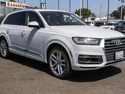 Used 2018 Audi Q7 3.0T Prestige w/ Prestige Package AWD/4WD image 16