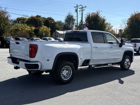 New 2026 Chevrolet Silverado 3500 High Country AWD/4WD image 8