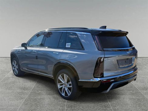 New 2026 Cadillac Vistiq Luxury image 11