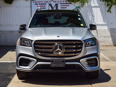 Used 2025 Mercedes-Benz GLS 450 4MATIC w/ AMG Line Exterior image 13