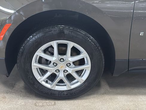 Used 2024 Chevrolet Equinox LT AWD/4WD image 32