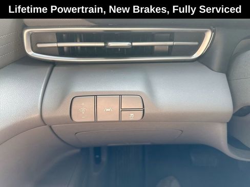 Used 2021 Hyundai Elantra SEL FWD image 18