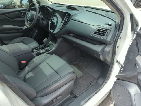 Used 2025 Subaru Ascent Bronze Edition w/ Popular Package #2 image 39