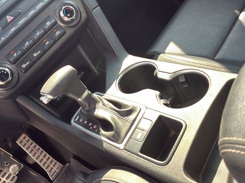 Used 2020 Kia Sportage S FWD image 34
