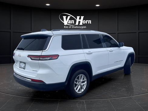 Used 2022 Jeep Grand Cherokee L Laredo w/ Luxury Tech Group I AWD/4WD image 7