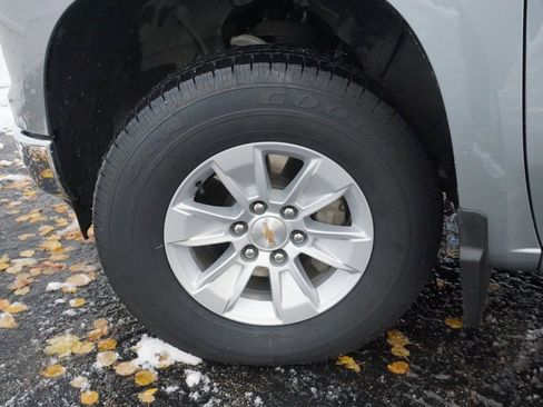 Certified 2025 Chevrolet Silverado 1500 LT image 29