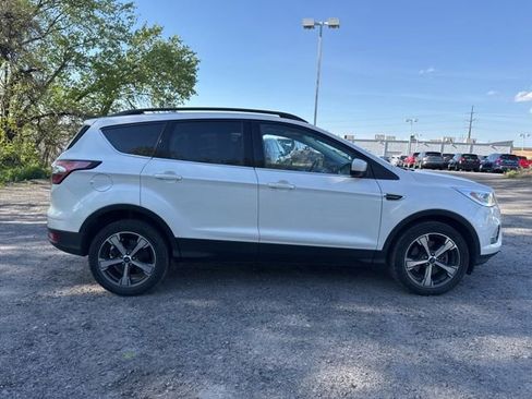 Used 2018 Ford Escape SEL AWD/4WD image 4