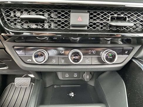 Used 2025 Acura ADX FWD image 21