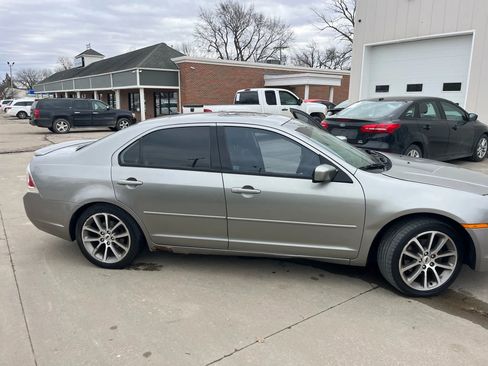 Used 2009 Ford Fusion SE image 7