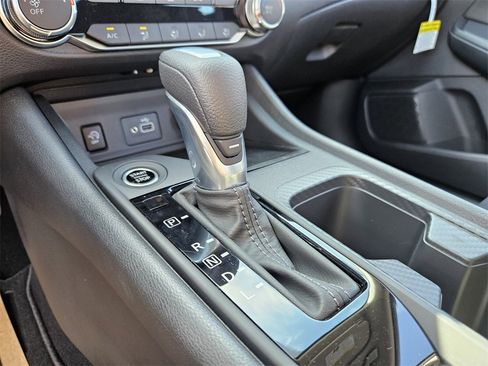 New 2025 Nissan Sentra S image 10