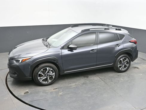 Used 2025 Subaru Crosstrek 2.0i Premium w/ Crosstrek Mirror Package image 31
