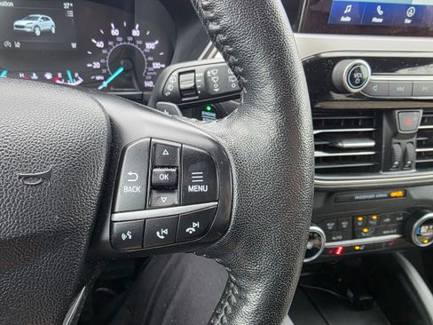 Certified 2020 Ford Escape SEL image 15