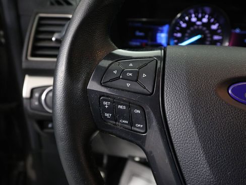 Used 2018 Ford Explorer XLT w/ Equipment Group 201A image 33