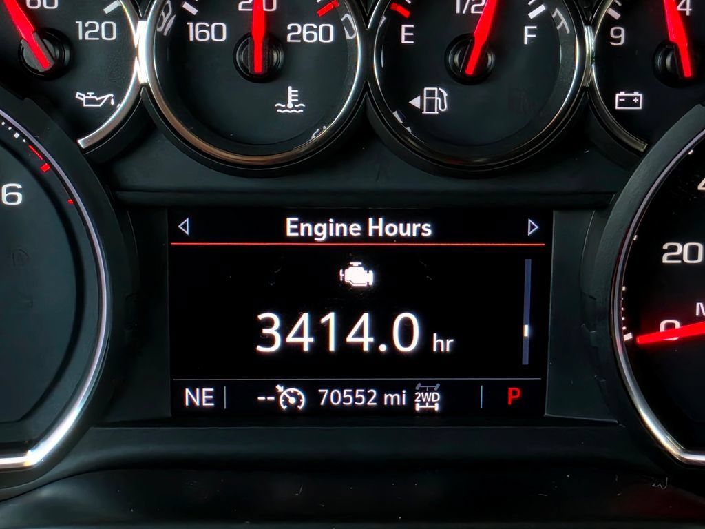 Used 2019 Chevrolet Silverado 1500 LTZ AWD/4WD image 39