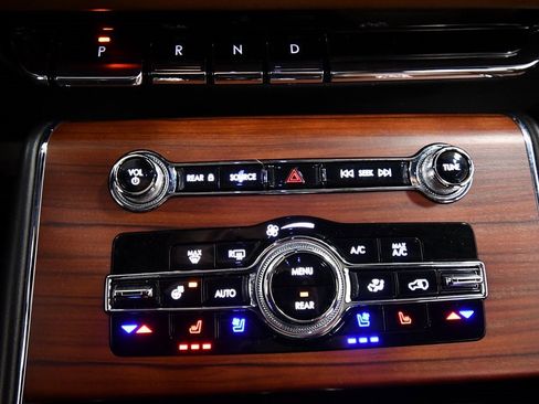 Used 2023 Lincoln Aviator Grand Touring w/ Equipment Group 301A image 28