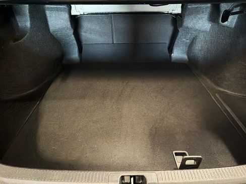 Used 2025 Toyota Camry SE FWD image 29