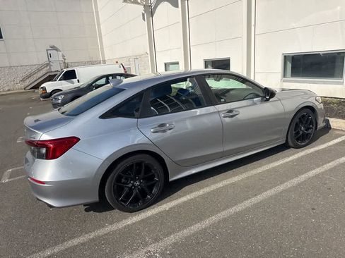 Used 2023 Honda Civic Sport image 12