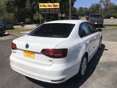 Used 2018 Volkswagen Jetta S image 4