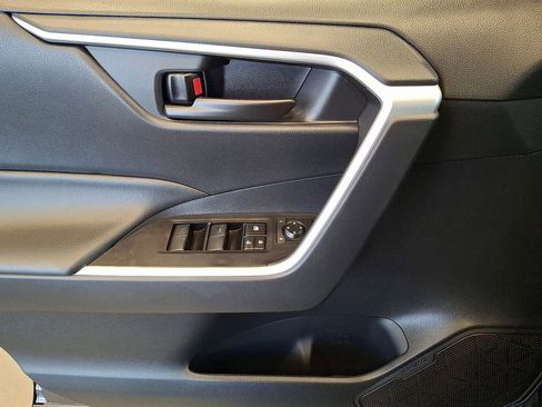 Used 2024 Toyota RAV4 LE image 14