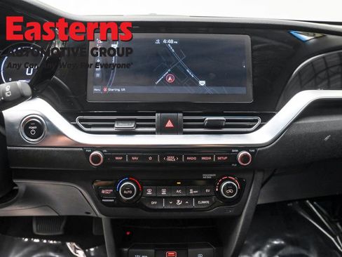 Used 2022 Kia Niro EX w/ Cold Weather Package image 12