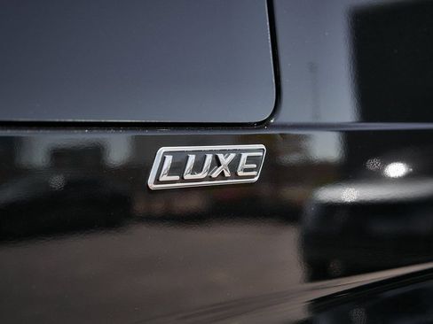 Used 2024 Mercedes-Benz Sprinter 3500 w/ Parking Package image 8