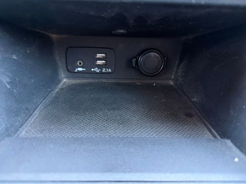 Used 2021 Subaru Crosstrek 2.0i Premium image 42