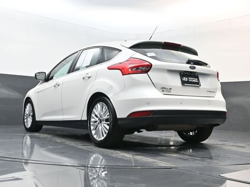 Used 2018 Ford Focus Titanium image 21
