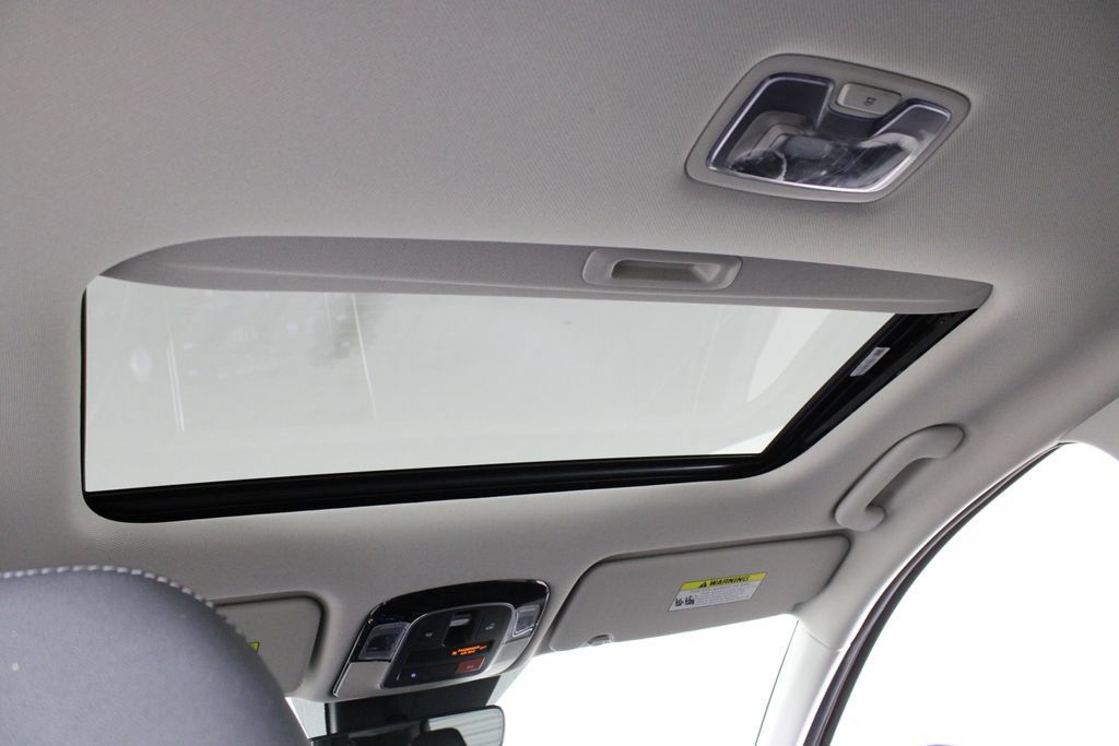Certified 2023 Hyundai Tucson SEL w/ Convenience Package FWD image 23