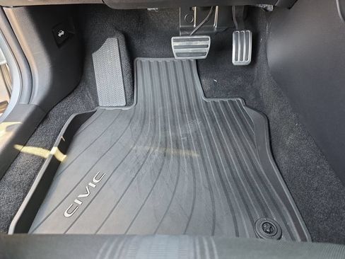 Certified 2025 Honda Civic Sport image 16