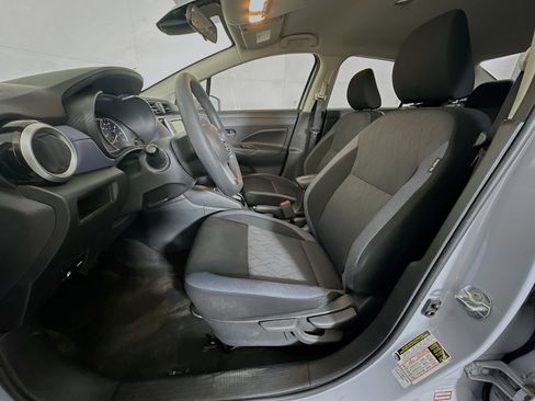 Used 2024 Nissan Versa SV w/ Trunk Package image 13