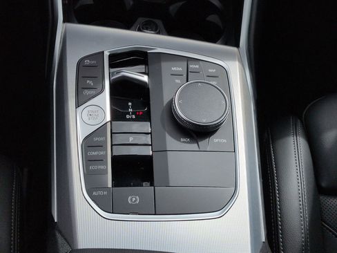 Certified 2023 BMW 330i Sedan w/ M Sport Package image 26