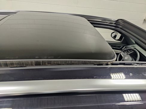 Certified 2025 Volkswagen Atlas Cross Sport SEL Premium R-Line image 6