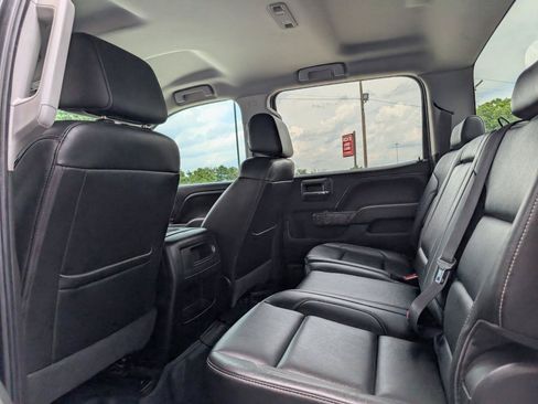 Used 2017 Chevrolet Silverado 1500 LTZ Z71 w/ Realtree Edition AWD/4WD image 16