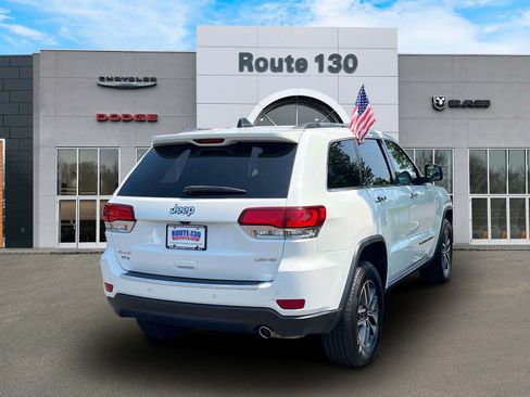 Used 2022 Jeep Grand Cherokee Limited AWD/4WD image 4